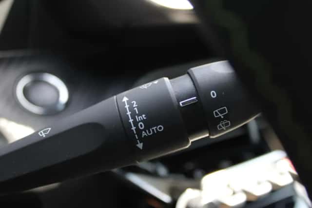 Peugeot 208 (2022) thumbnail 11