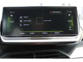 Peugeot 208 (2022) thumbnail 15