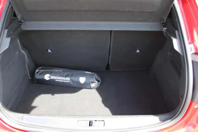Peugeot 208 (2022) thumbnail 29