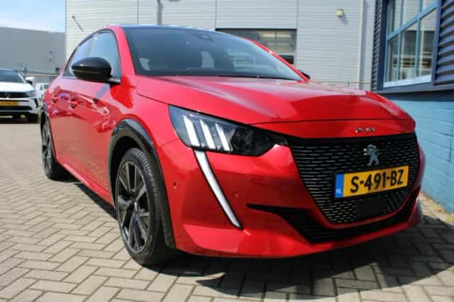 Peugeot 208 (2022) thumbnail 34