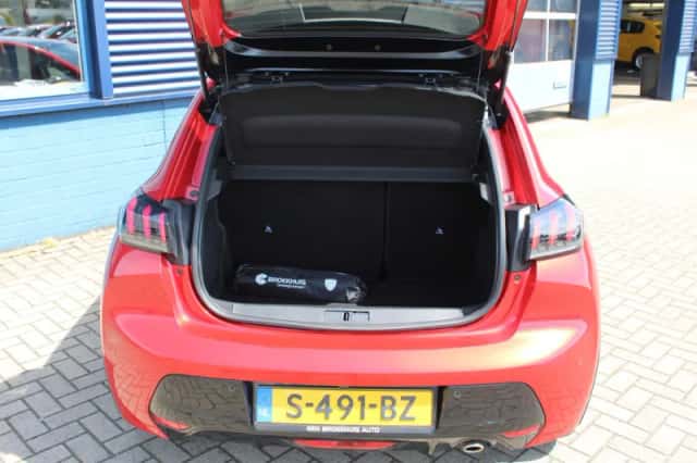 Peugeot 208 (2022) thumbnail 37