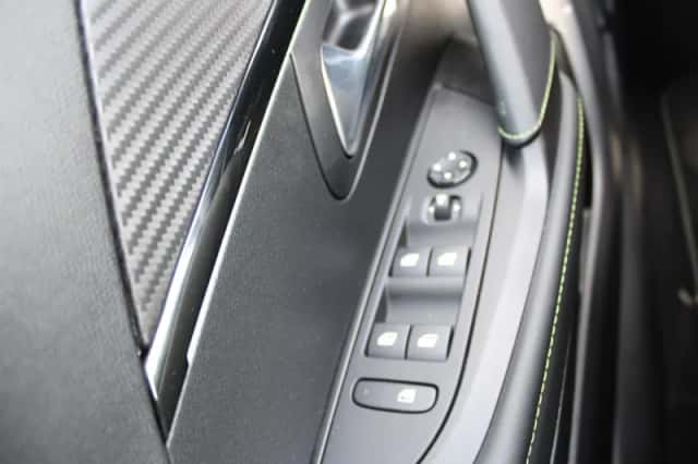 Peugeot 208 (2022) thumbnail 6