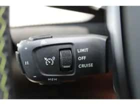 Peugeot 208 (2022) thumbnail 9