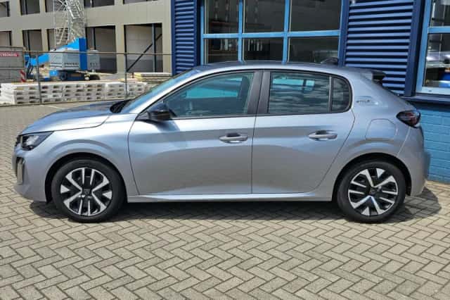 Peugeot 208 (2025) thumbnail 2