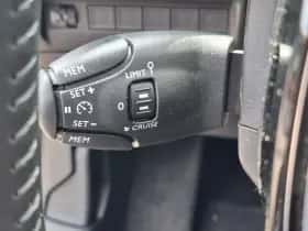 Peugeot 208 (2024) thumbnail 12