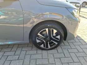 Peugeot 208 (2024) thumbnail 42