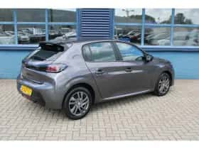 Peugeot 208 (2023) thumbnail 6