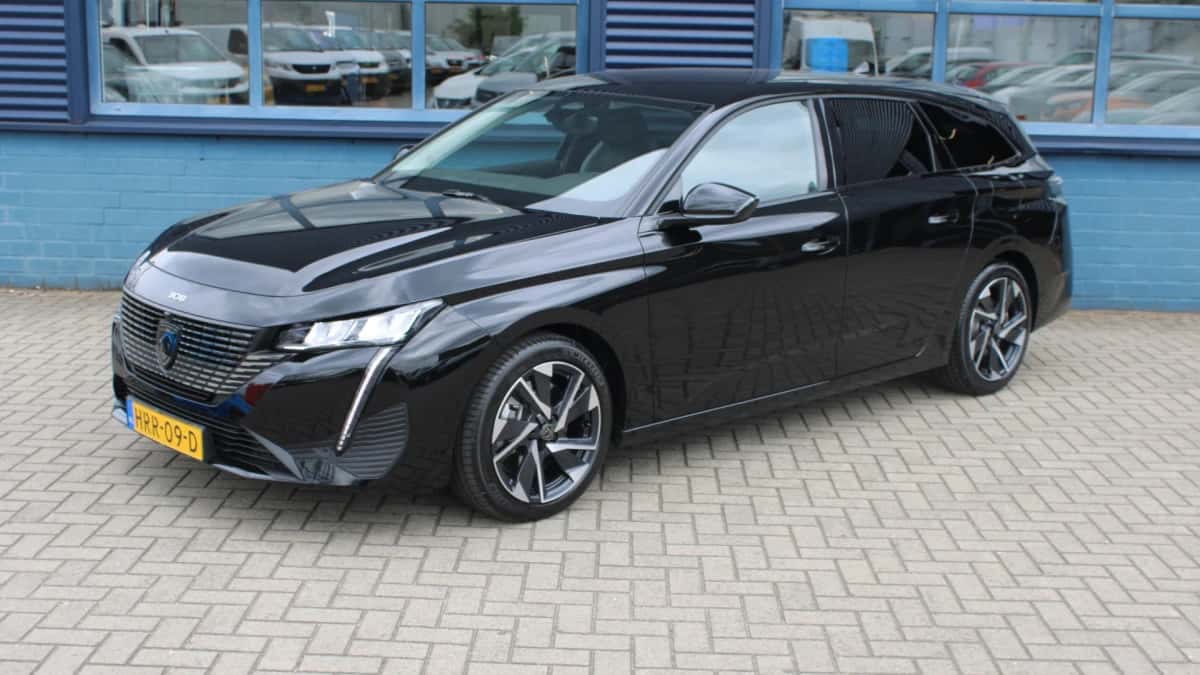 Peugeot 308 (2025) — foto 1
