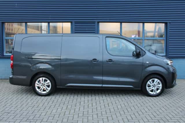 Opel Vivaro (2025) thumbnail 10