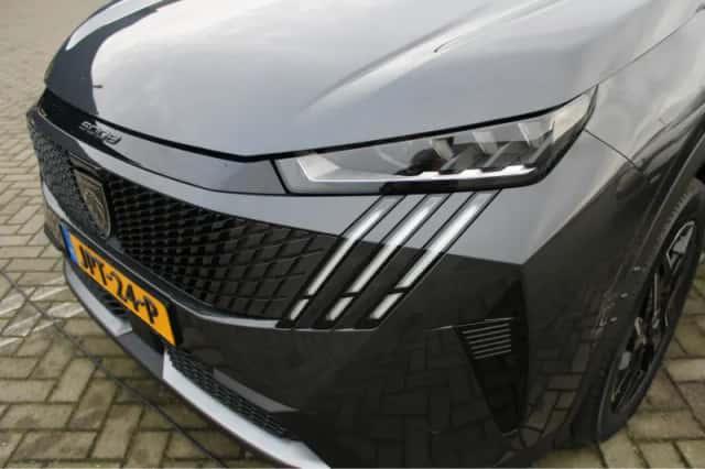 Peugeot 5008 (2025) thumbnail 24