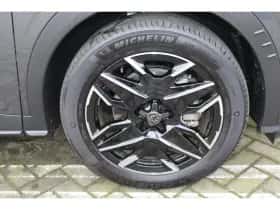 Peugeot 5008 (2025) thumbnail 32