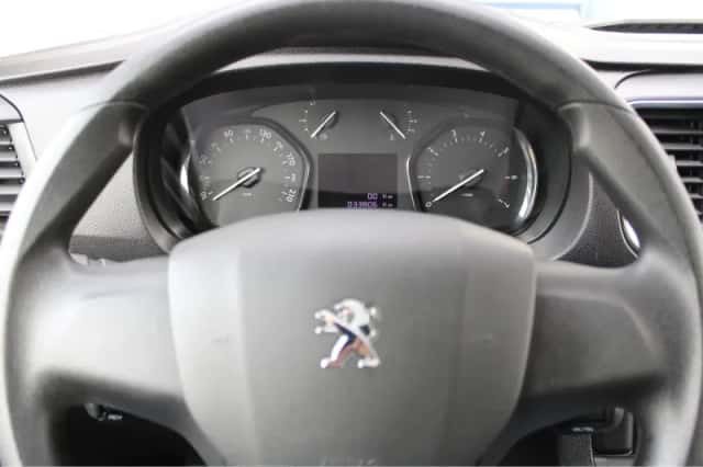 Peugeot Expert (2023) thumbnail 12
