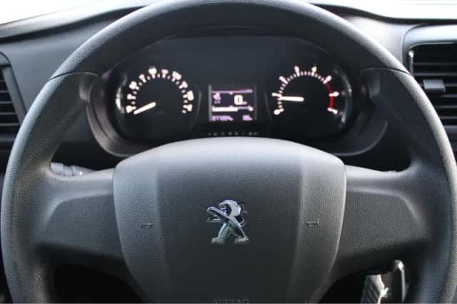 Peugeot Expert (2023) thumbnail 11