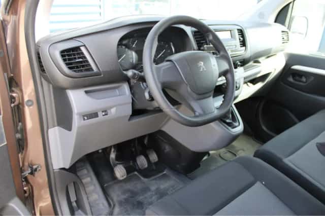 Peugeot Expert (2018) thumbnail 12