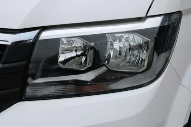 Volkswagen Crafter (2023) thumbnail 10