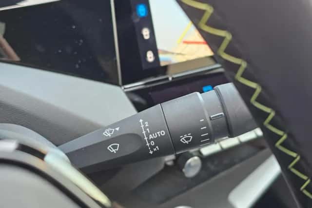Peugeot e-408 (2025) thumbnail 23