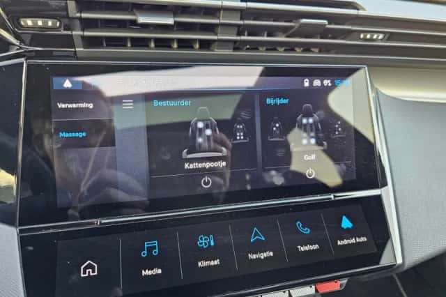 Peugeot e-408 (2025) thumbnail 32