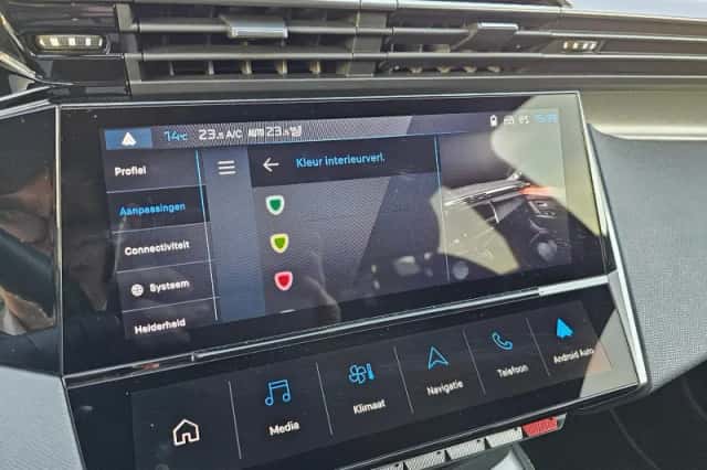 Peugeot e-408 (2025) thumbnail 37