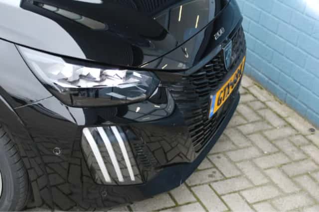 Peugeot 208 (2024) thumbnail 11
