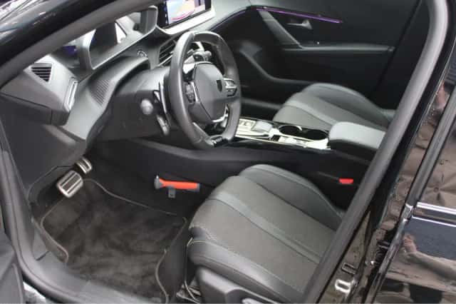 Peugeot 208 (2024) thumbnail 18