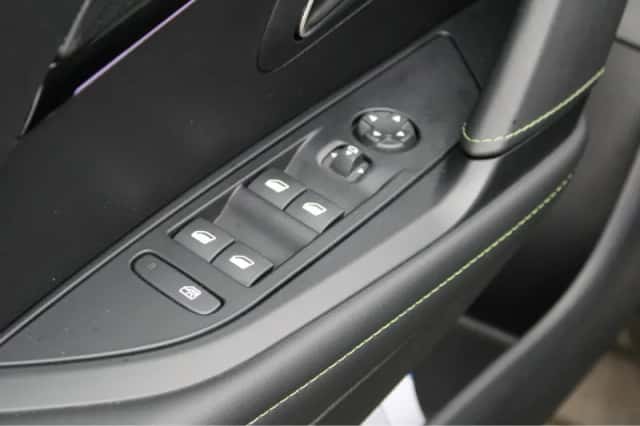 Peugeot 208 (2024) thumbnail 44