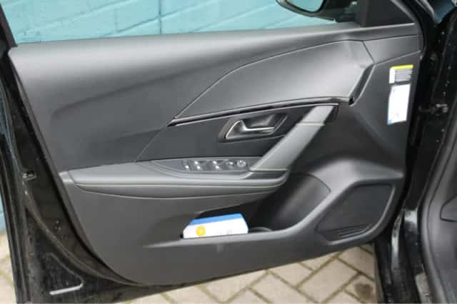 Peugeot 208 (2024) thumbnail 45