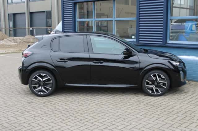 Peugeot 208 (2024) thumbnail 7