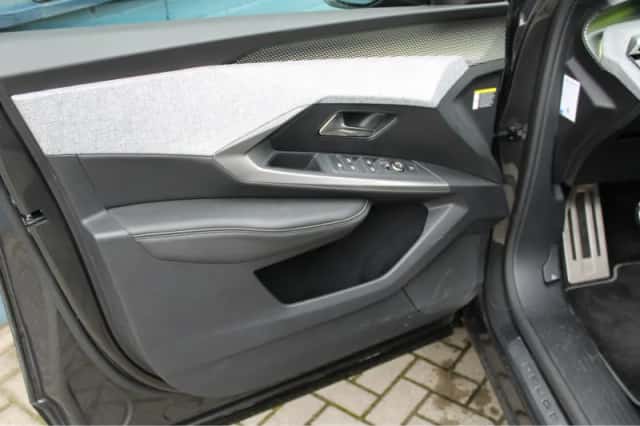 Peugeot 3008 (2025) thumbnail 31