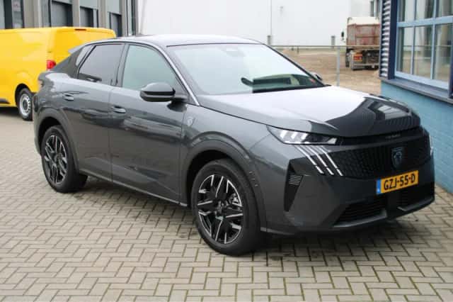 Peugeot 3008 (2025) thumbnail 9