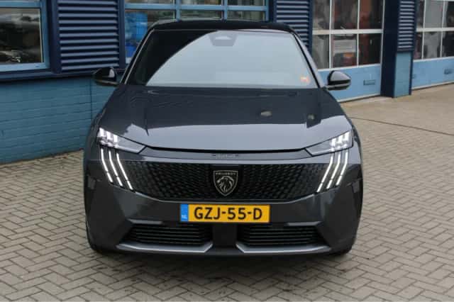 Peugeot 3008 (2025) thumbnail 10