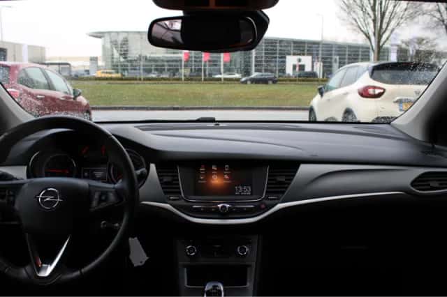 Opel Astra (2021) thumbnail 16