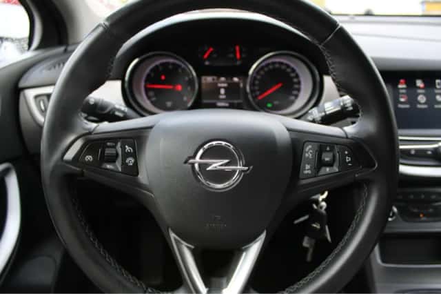 Opel Astra (2021) thumbnail 18
