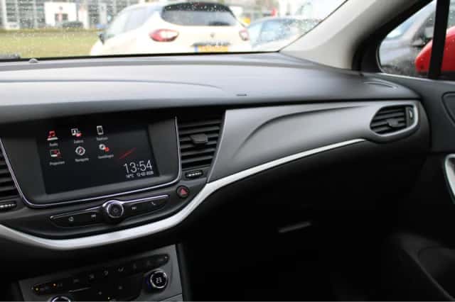 Opel Astra (2021) thumbnail 21