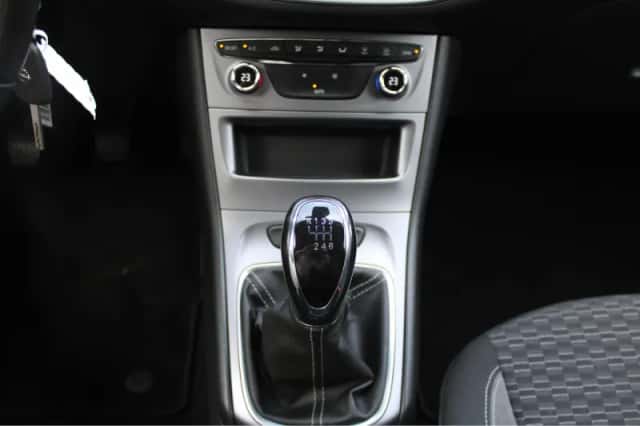 Opel Astra (2021) thumbnail 22