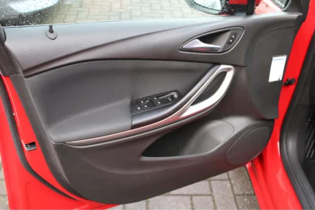 Opel Astra (2021) thumbnail 30