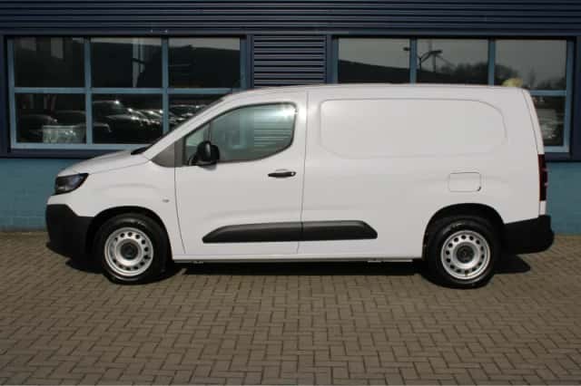 Opel Combo (2024) thumbnail 2