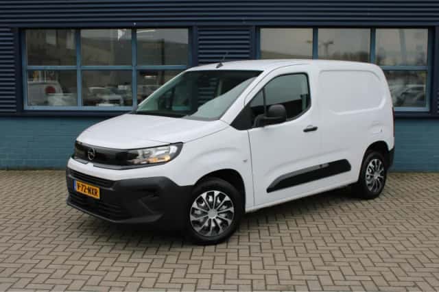 Opel Combo (2024) thumbnail 1