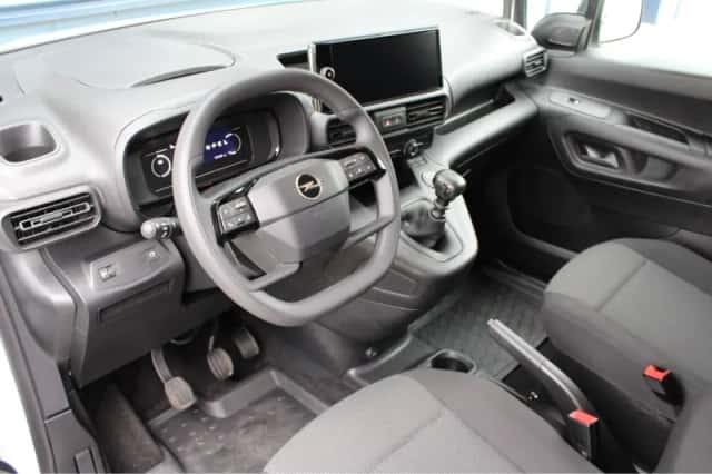 Opel Combo (2024) thumbnail 9