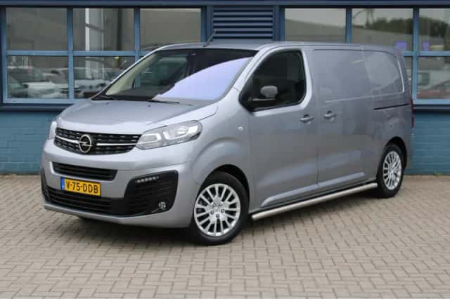 Opel Vivaro (2024) thumbnail 1