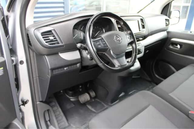 Opel Vivaro (2024) thumbnail 12