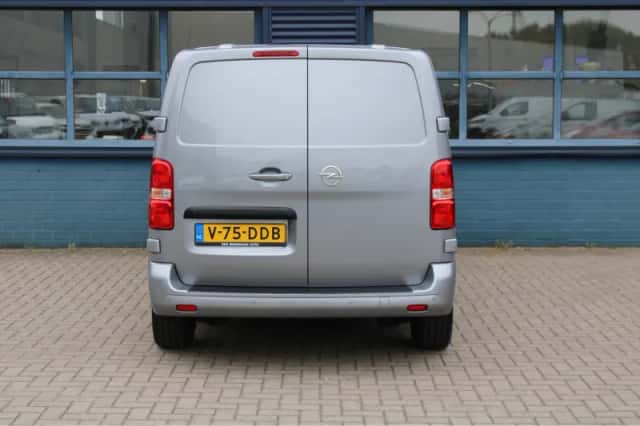 Opel Vivaro (2024) thumbnail 4