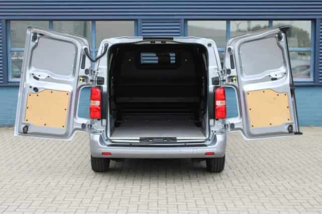 Opel Vivaro (2024) thumbnail 6