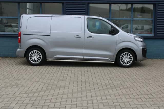 Opel Vivaro (2024) thumbnail 9