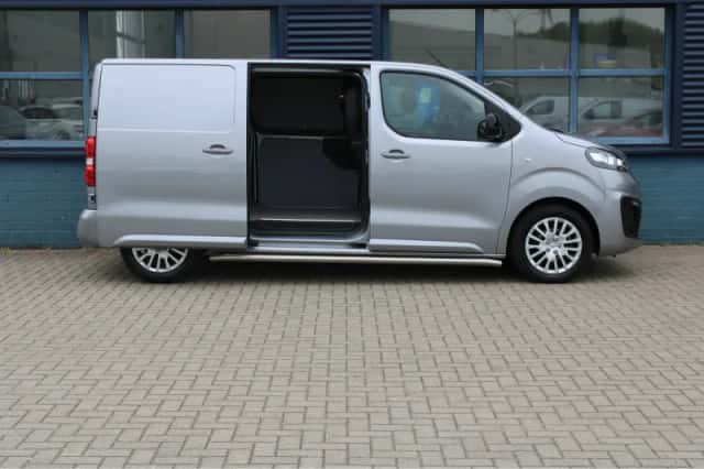 Opel Vivaro (2024) thumbnail 10