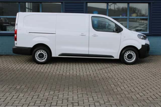 Opel Vivaro (2025) thumbnail 10
