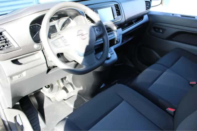 Opel Vivaro (2024) thumbnail 16