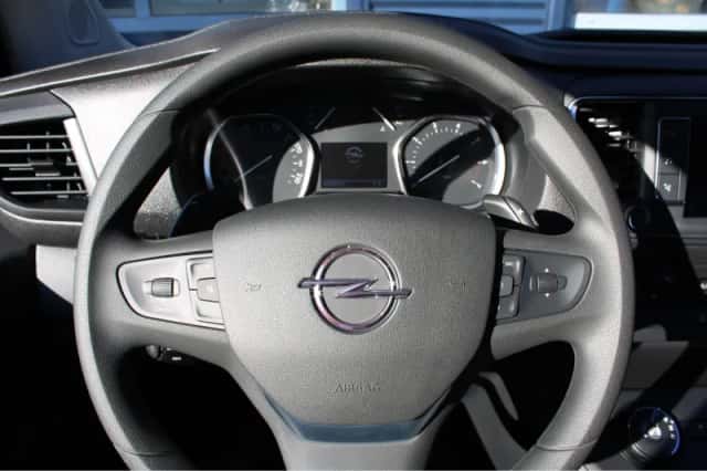Opel Vivaro (2024) thumbnail 17