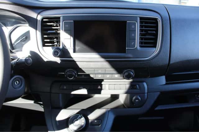 Opel Vivaro (2024) thumbnail 19