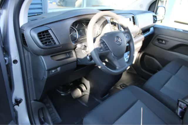Opel Vivaro (2024) thumbnail 13