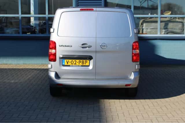 Opel Vivaro (2024) thumbnail 3